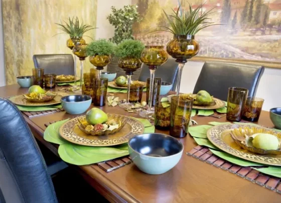 Placemats vs. Tablecloths Which One Is Right for Your Dining Table